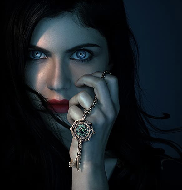 Mayfair Witches: Medium not&nbsp;Magical